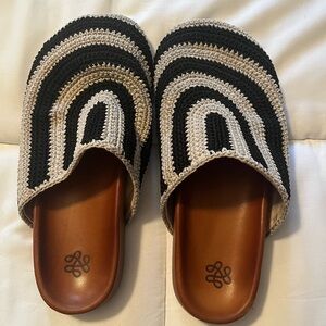 The Sak - Black and Cream Crochet Slip-On Shoes. Size 7.